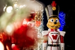 Le parc Walibi Belgium se métamorphose avec les décorations de Noël.