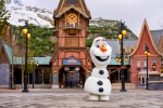 Dans le Monde de la Reine des Neiges il sera possible de rencontrer Olaf le bonhomme de neige.