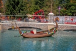On retrouvera la célèbrebarque de Raiponce dans le jardin thématique du même nom dans la zone Adventure Way
