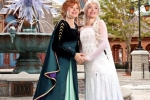 Anna et Elsa à World of Frozen.