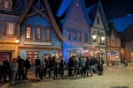 File d’attente à l’extérieur du restaurant Nordic Crowns Tavern