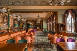 Intérieur et la salle du restaurant The Regal View Restaurant.