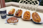Les hot-dogs sophistiqués servis au Café Luminosity.
