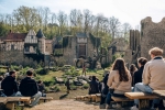 Le spectacle L’Épée du Roi Arthur est présenté jusqu’à 8 fois par jour.