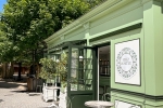 Le café Chez Josette a ouvert en 2025 sur le pont du Bourg Bérard.