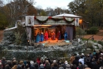 En 2017, une chorale de Noël au pied du Grand Carillon.