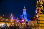 Noël Gaulois enchante le Parc Astérix avec des animations hivernales, illuminations et repas de fête à la carte.