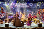 Le spectacle Halloween Factory propose des numéros de cirque dans une ambiance rock !