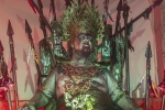 Dans la maison hantée Angkor, vous devrez rencontrer des monstres de la jungle.